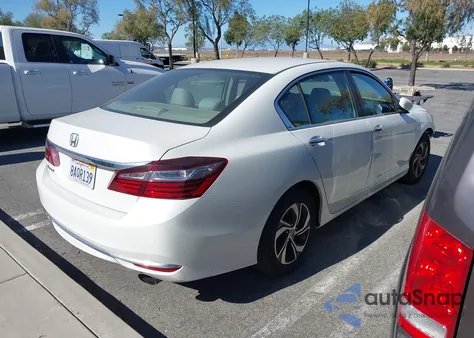 2017 Honda Accord Lx z USA, uszkodzony, nr VIN 1HGCR2F3XHA140774
